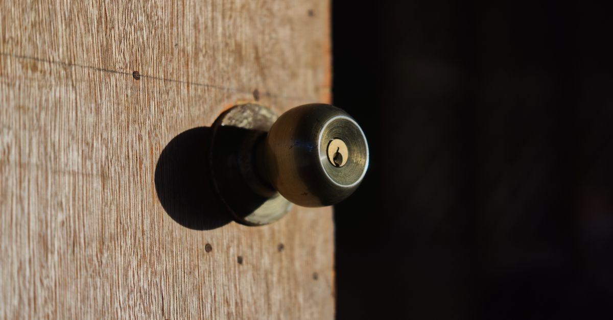 locksmith service technician — Irvington Locksmith Pro